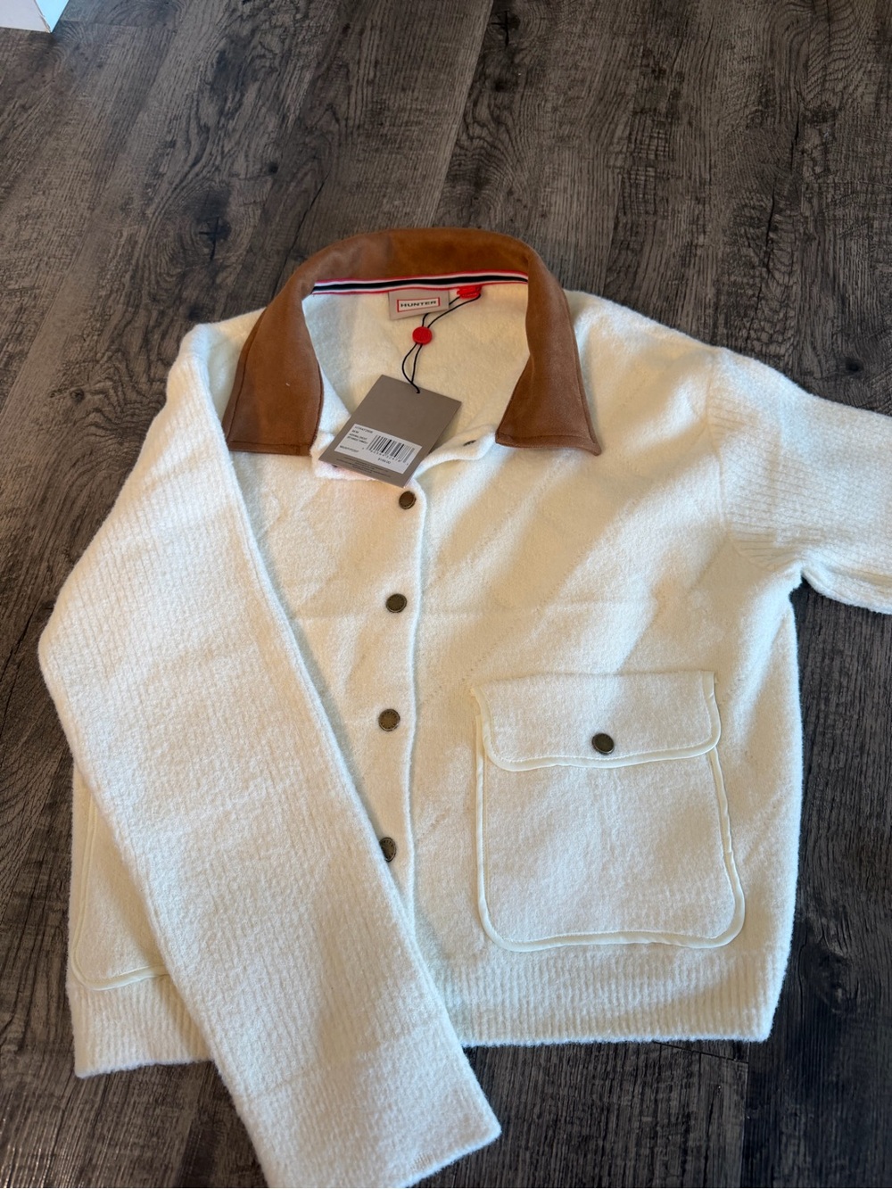 Women’s Hunter Cream Knit Button-Down with Brown Collar